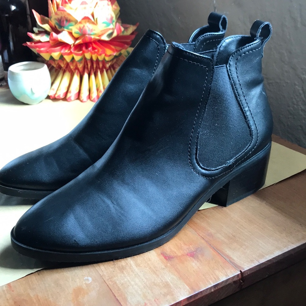 Nordstrom’s booties NWT